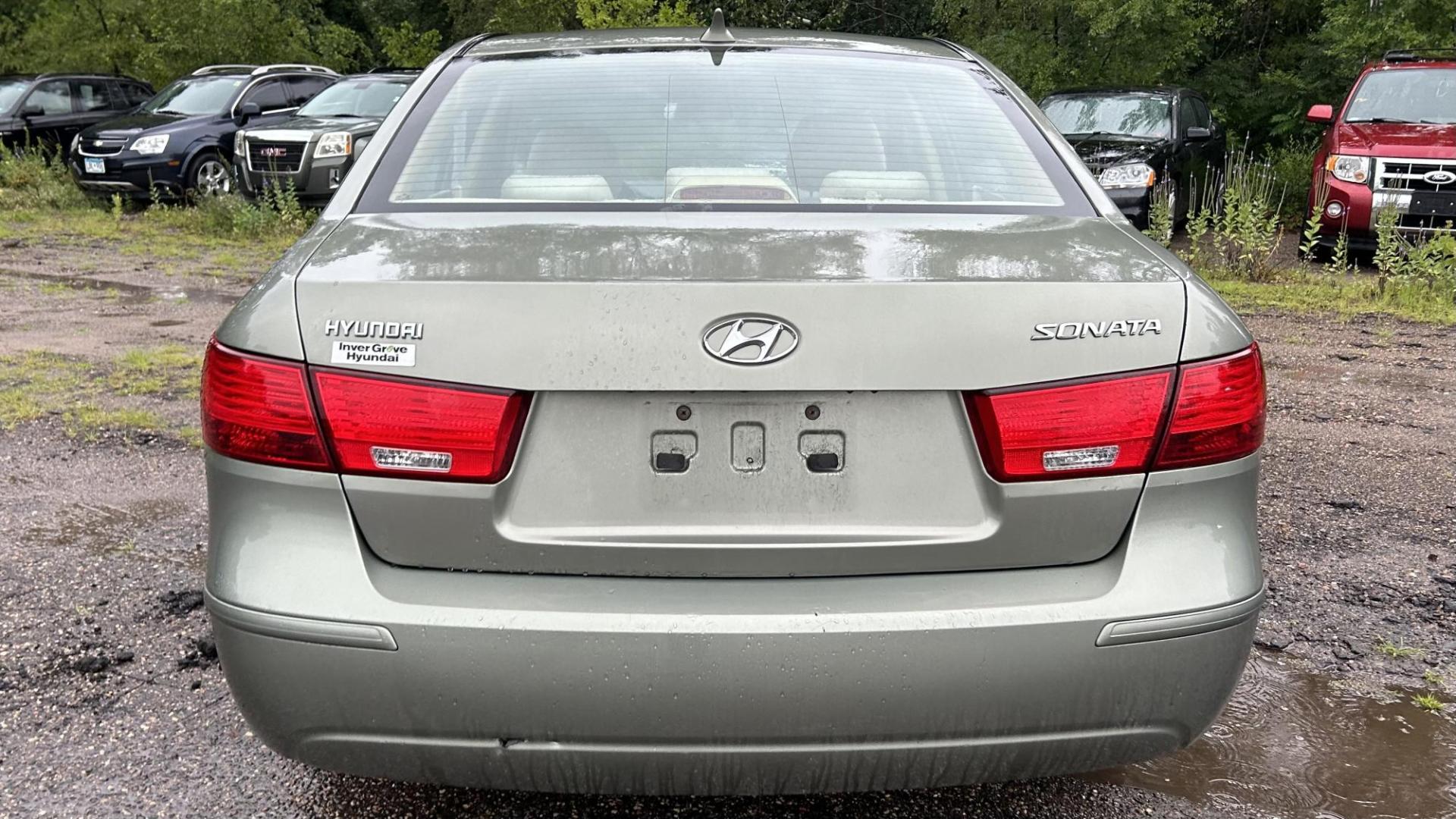 2009 Tan Hyundai Sonata GLS (5NPET46C79H) with an 2.4L L4 DOHC 16V engine, located at 17255 hwy 65 NE, Ham Lake, MN, 55304, 0.000000, 0.000000 - Photo#3