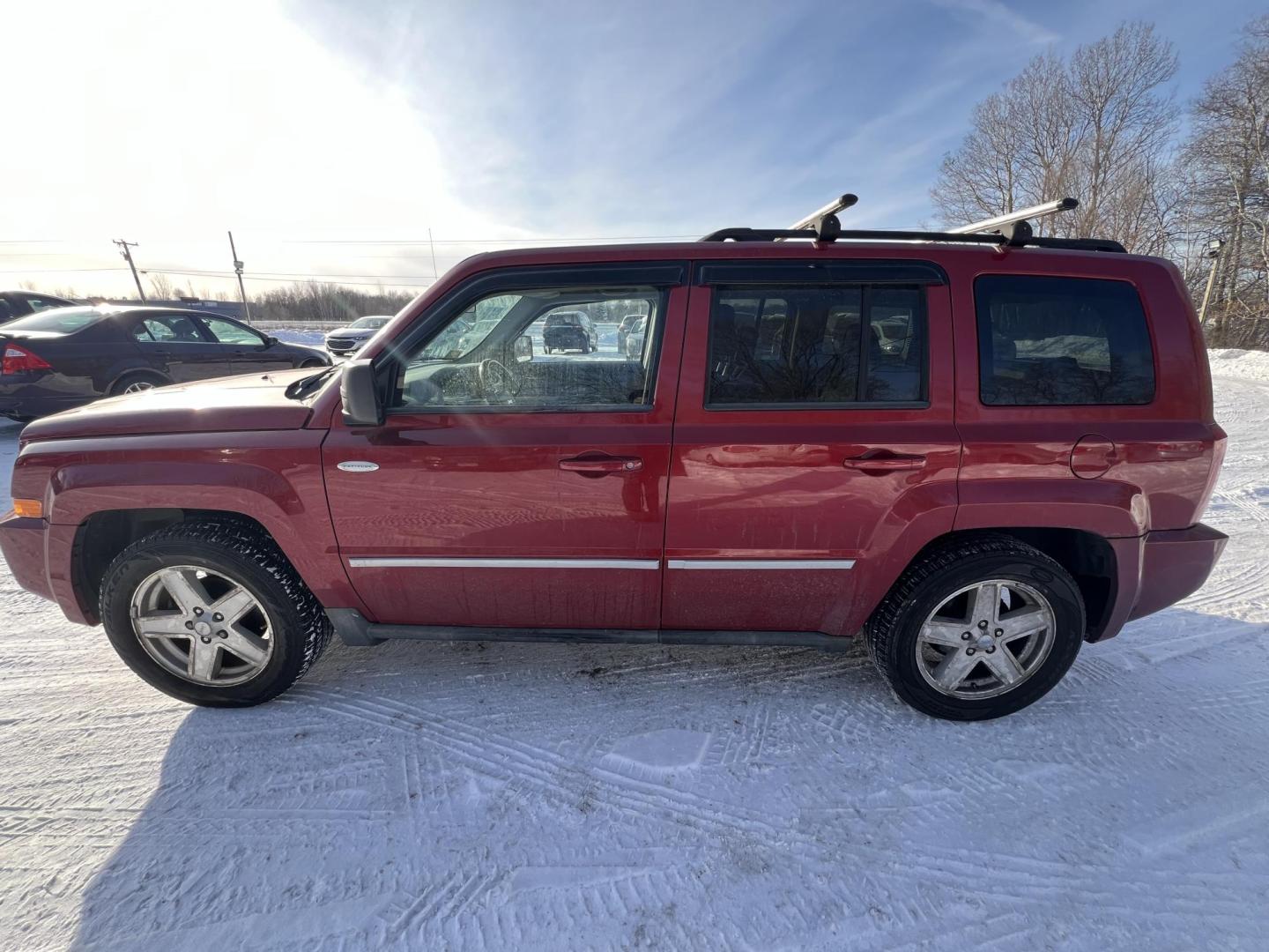 2010 Jeep Patriot Sport 4WD (1J4NF1GB6AD) with an 2.4L L4 DOHC 16V engine, located at 17255 hwy 65 NE, Ham Lake, MN, 55304, 0.000000, 0.000000 - Photo#1