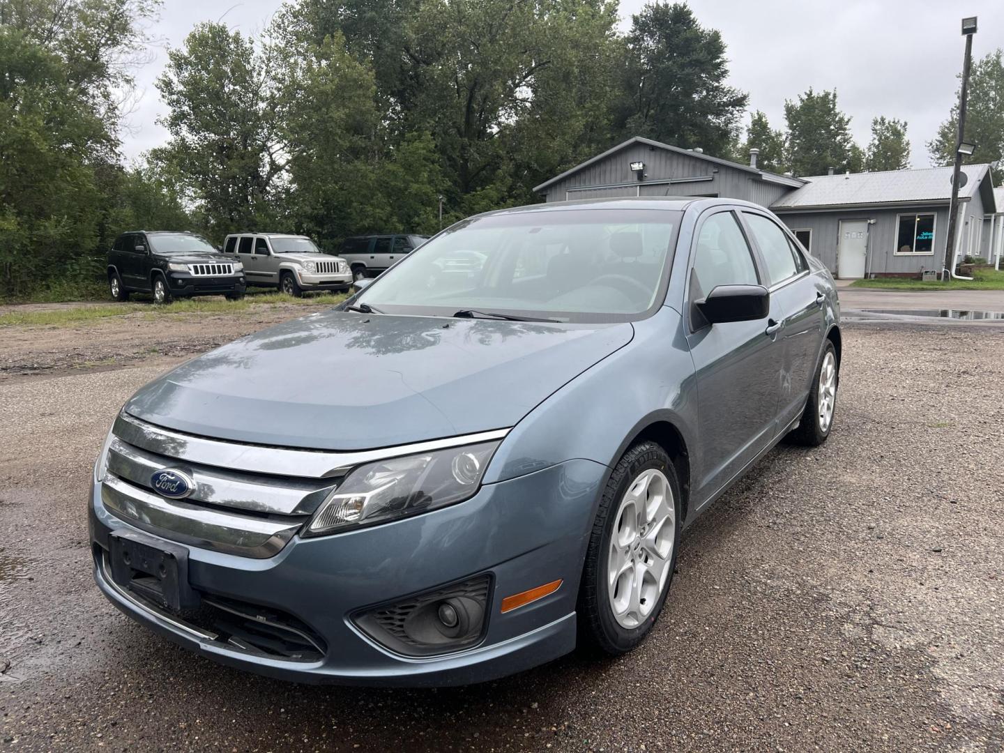 2011 Ford Fusion I4 SE (3FAHP0HA9BR) with an 2.5L L4 DOHC 16V engine, located at 17255 hwy 65 NE, Ham Lake, MN, 55304, 0.000000, 0.000000 - Photo#0