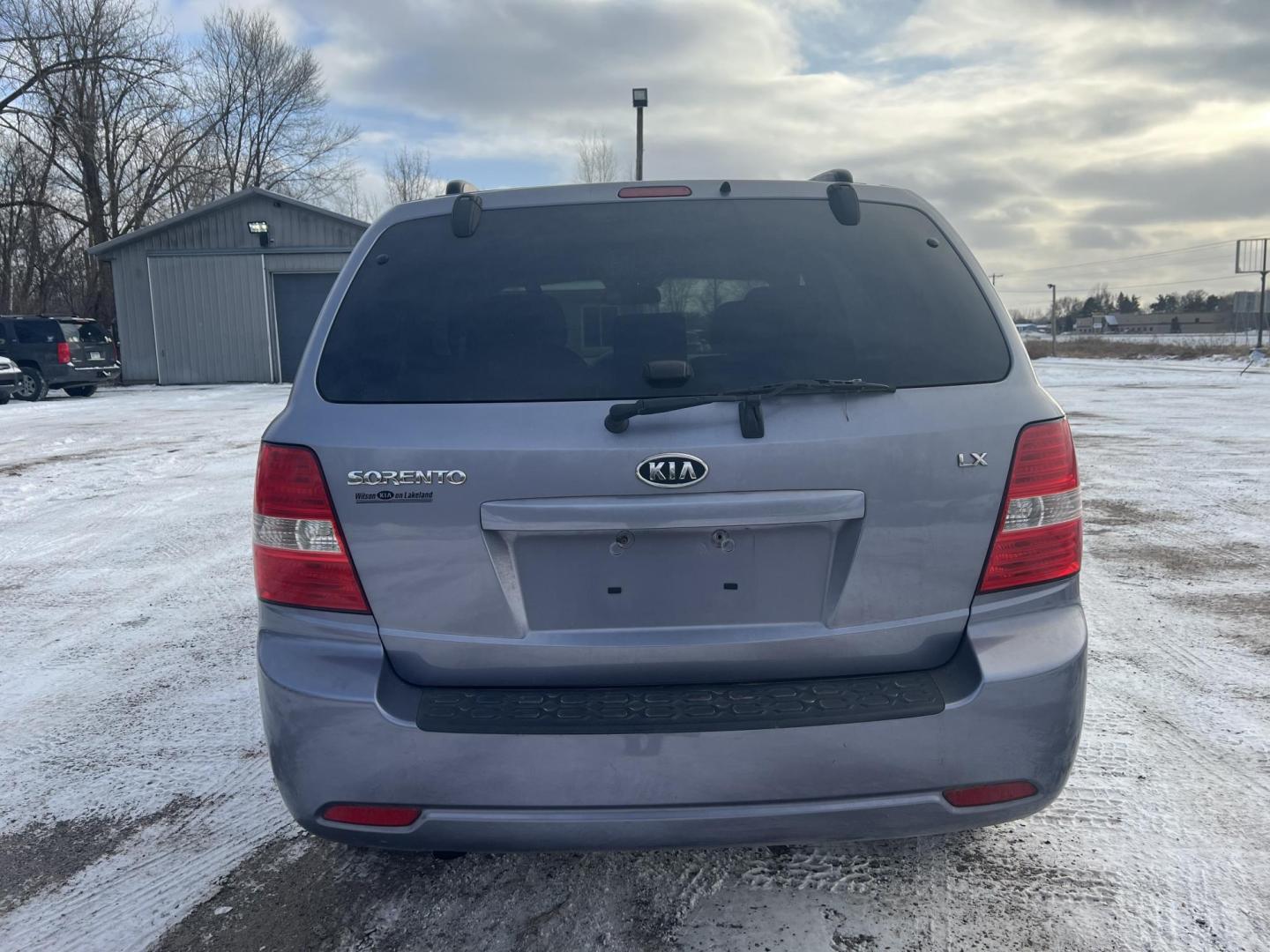 2009 Kia Sorento (KNDJD735495) , located at 17255 hwy 65 NE, Ham Lake, MN, 55304, 0.000000, 0.000000 - Photo#3