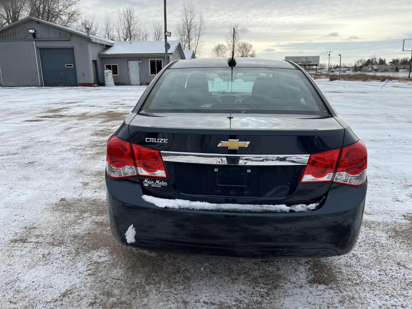 2016 Chevrolet Cruze Limited (1G1PC5SH4G7) , located at 17255 hwy 65 NE, Ham Lake, MN, 55304, 0.000000, 0.000000 - Photo#3