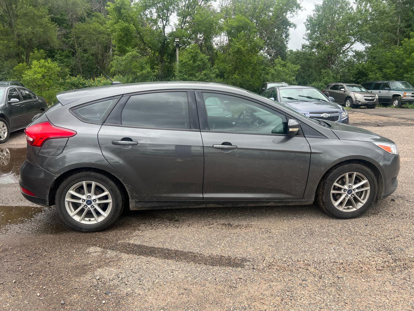 2016 Ford Focus (1FADP3K29GL) , located at 17255 hwy 65 NE, Ham Lake, MN, 55304, 0.000000, 0.000000 - Photo#5