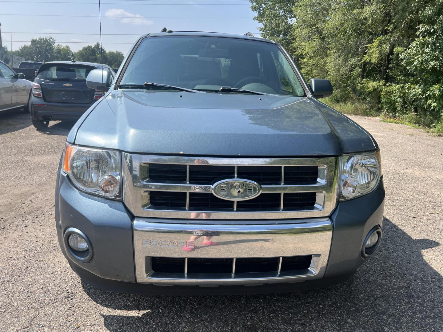 2008 Ford Escape XLT 2WD V6 (1FMCU03198K) with an 3.0L V6 DOHC 24V engine, 4-Speed Automatic Overdrive transmission, located at 17255 hwy 65 NE, Ham Lake, MN, 55304, 0.000000, 0.000000 - Photo#5