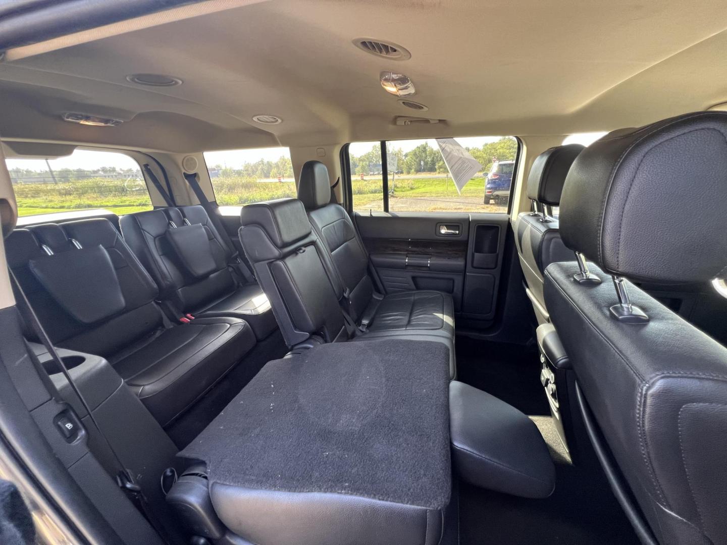 2014 Tan /Black Ford Flex Limited FWD (2FMGK5D89EB) with an 3.5L V6 DOHC 24V engine, 6-Speed Automatic Overdrive transmission, located at 17255 hwy 65 NE, Ham Lake, MN, 55304, 0.000000, 0.000000 - Photo#13