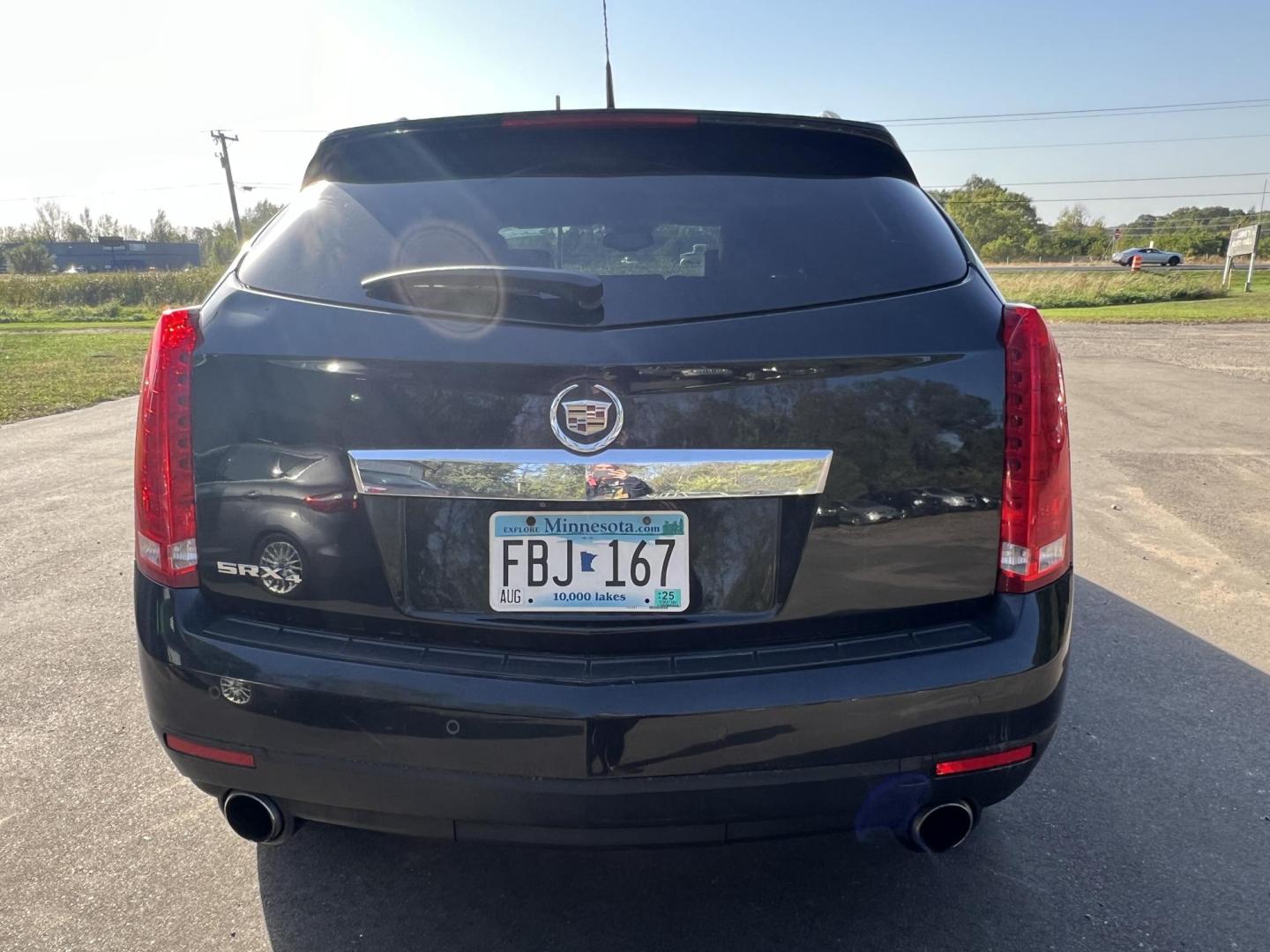 2011 Cadillac SRX Performance Collection AWD (3GYFNEEY9BS) with an 3.0L V6 DOHC 24V engine, 6-Speed Automatic transmission, located at 17255 hwy 65 NE, Ham Lake, MN, 55304, 0.000000, 0.000000 - Photo#3