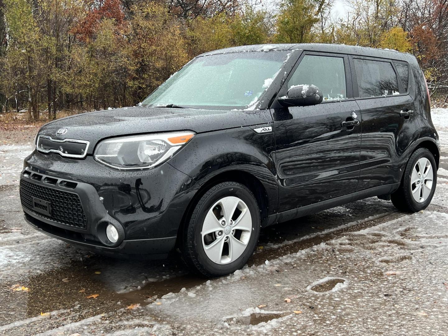 2015 Kia Soul Base (KNDJN2A20F7) with an 1.6L L4 DOHC 16V engine, located at 17255 hwy 65 NE, Ham Lake, MN, 55304, 0.000000, 0.000000 - Photo#0