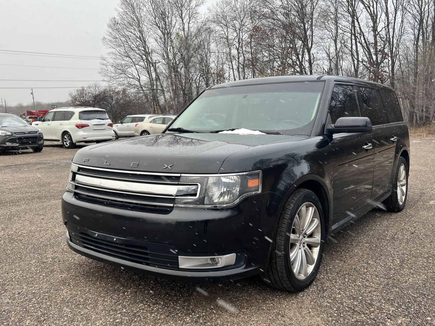 2015 Ford Flex SEL FWD (2FMGK5C87FB) with an 3.5L V6 DOHC 24V engine, 6-Speed Automatic Overdrive transmission, located at 17255 hwy 65 NE, Ham Lake, MN, 55304, 0.000000, 0.000000 - Photo#0