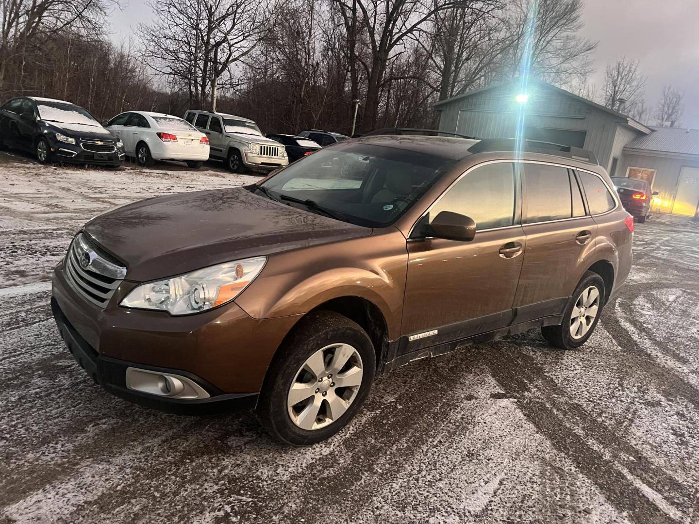 2011 Subaru Outback 2.5i Premium (4S4BRCBC1B3) with an 2.5L H4 DOHC 16V engine, Continuously Variable Transmisson transmission, located at 17255 hwy 65 NE, Ham Lake, MN, 55304, 0.000000, 0.000000 - Photo#0