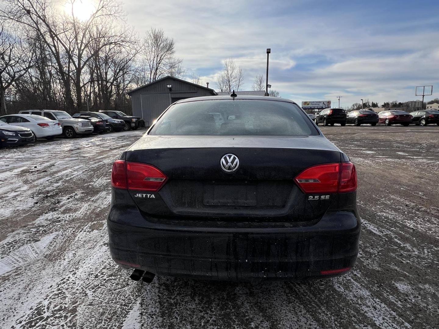 2012 Volkswagen Jetta SE (3VWDX7AJXCM) with an 2.5L L5 DOHC 20V engine, located at 17255 hwy 65 NE, Ham Lake, MN, 55304, 0.000000, 0.000000 - Photo#3