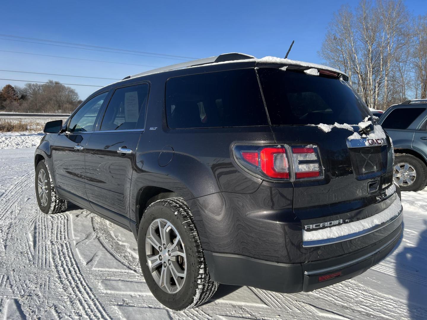 2016 GMC Acadia SLT-1 AWD (1GKKVRKDXGJ) with an 3.6L V6 DOHC 24V engine, 6A transmission, located at 17255 hwy 65 NE, Ham Lake, MN, 55304, 0.000000, 0.000000 - Photo#2