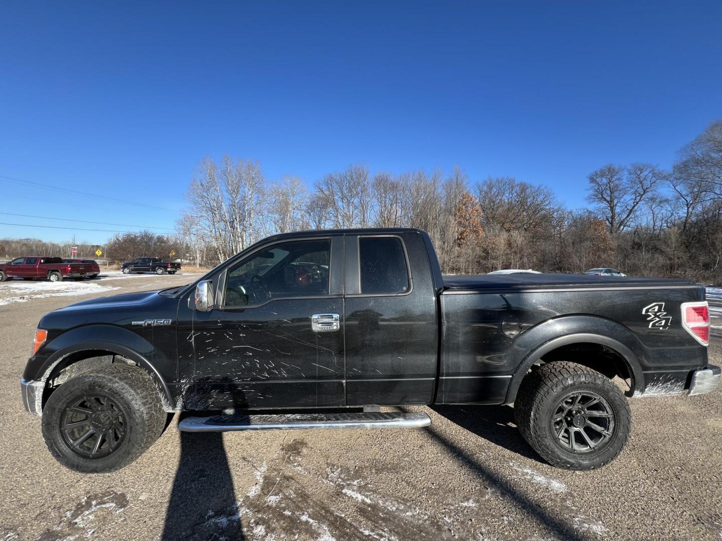 2013 Ford F-150 Lariat SuperCab 6.5-ft. Bed 4WD (1FTFX1EF1DF) with an 5.0L V8 engine, 6-Speed Automatic transmission, located at 17255 hwy 65 NE, Ham Lake, MN, 55304, 0.000000, 0.000000 - Photo#1