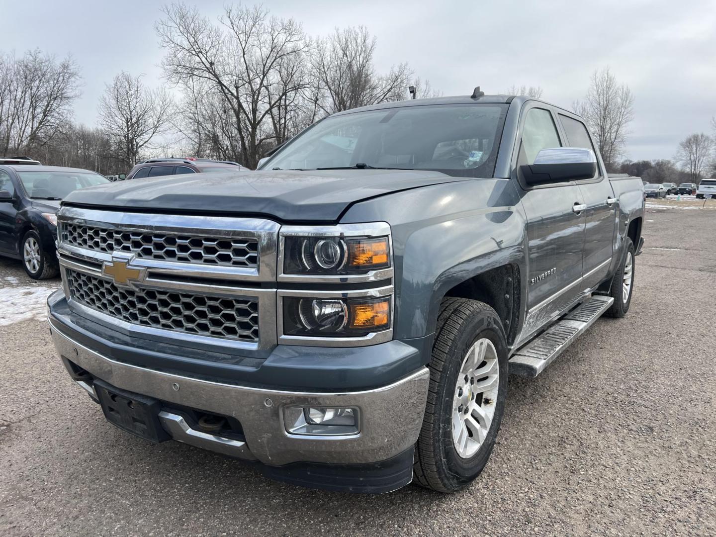 2014 Chevrolet Silverado 1500 1LZ Crew Cab 4WD (3GCUKSEC3EG) with an 5.3L V8 OHV 16V engine, 6-Speed Automatic transmission, located at 17255 hwy 65 NE, Ham Lake, MN, 55304, 0.000000, 0.000000 - Photo#0