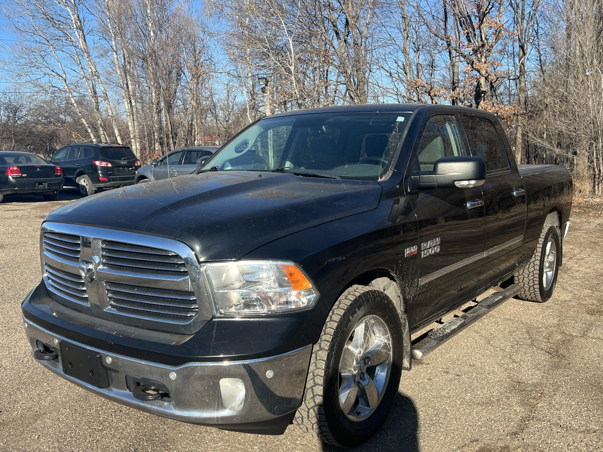 photo of 2015 RAM 1500 SLT Crew Cab LWB 4WD