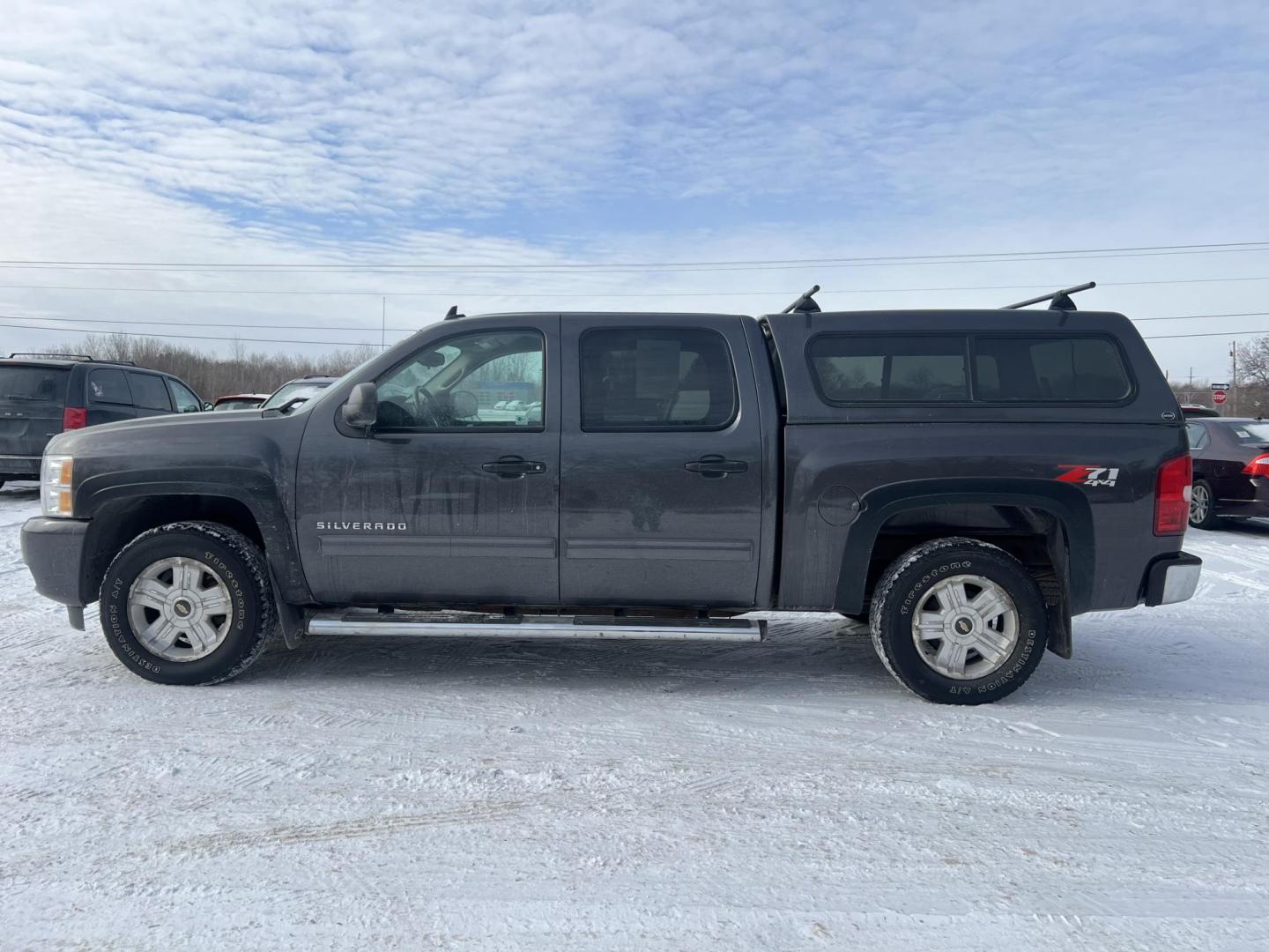 2011 Chevrolet Silverado 1500 LT Crew Cab 4WD (3GCPKSE35BG) with an 5.3L V8 OHV 16V FFV engine, 4-Speed Automatic transmission, located at 17255 hwy 65 NE, Ham Lake, MN, 55304, 0.000000, 0.000000 - Photo#1