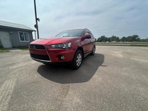 2013 Mitsubishi Outlander ES 2WD