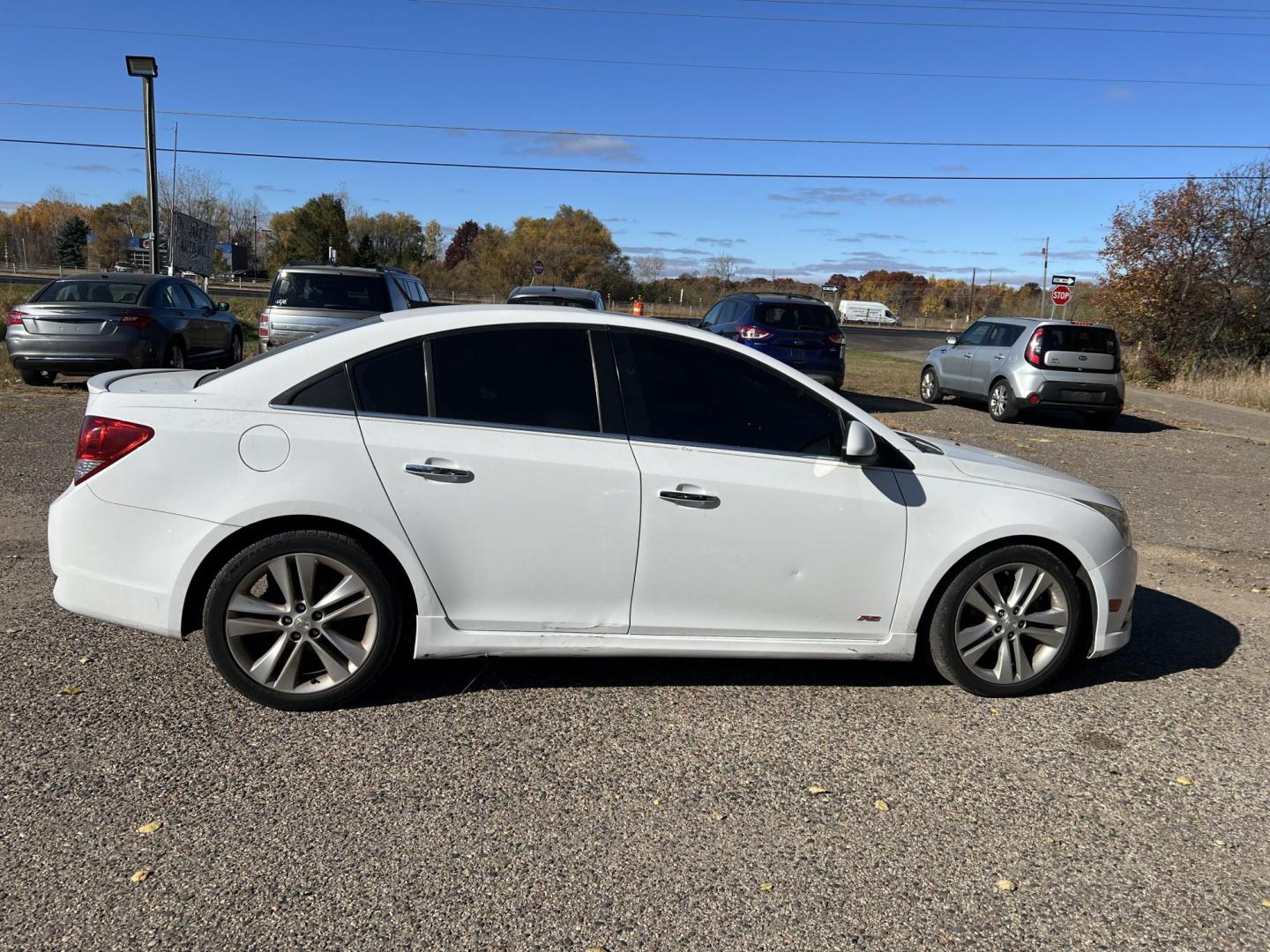 2011 White Chevrolet Cruze 2LT (1G1PH5S98B7) with an 1.4L L4 DOHC 16V TURBO engine, 6-Speed Manual transmission, located at 17255 hwy 65 NE, Ham Lake, MN, 55304, 0.000000, 0.000000 - Photo#7